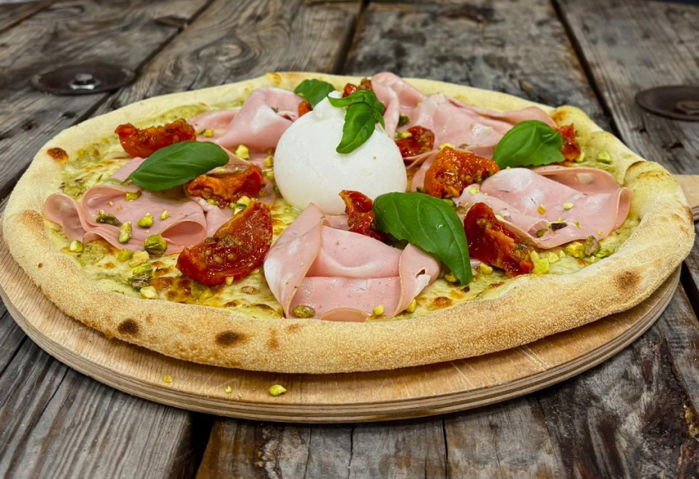 pizza du mois de mars la pizza burger